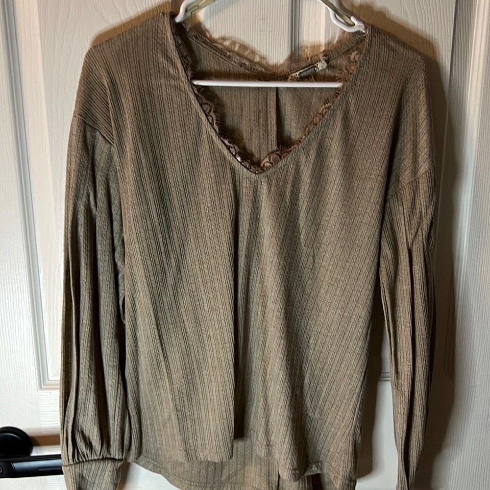 Gimmicks Long Sleeve